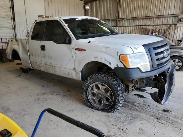 1FTFX1CF7BKD80344 - 2011 FORD F150 SUPER CAB WHITE photo 4