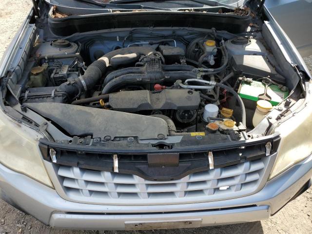 JF2SHAEC8DH434315 - 2013 SUBARU FORESTER LIMITED SILVER photo 11