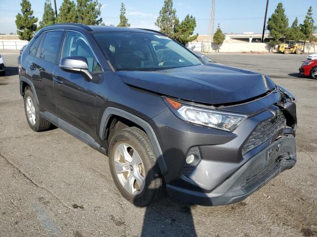2T3W1RFV9MW121173 - 2021 TOYOTA RAV4 XLE GRAY photo 4