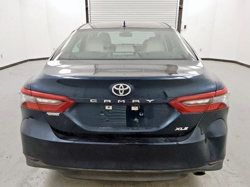 4T1F11AK3MU597023 - 2021 TOYOTA CAMRY XLE BLUE photo 6