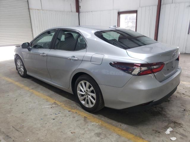 4T1C11AK0PU160751 - 2023 TOYOTA CAMRY LE SILVER photo 2