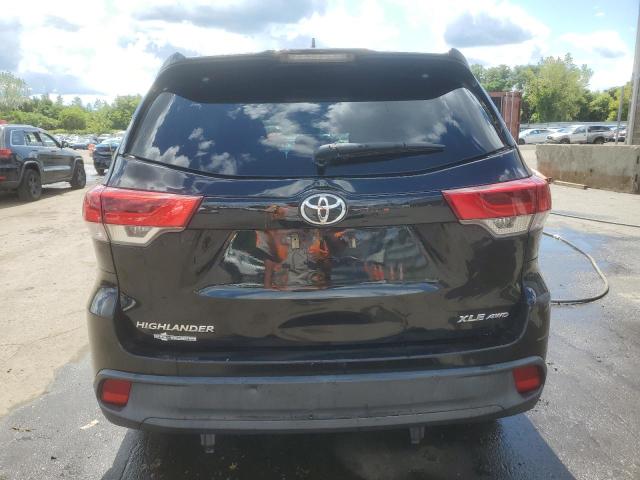 5TDJZRFH9JS915195 - 2018 TOYOTA HIGHLANDER SE BLACK photo 6
