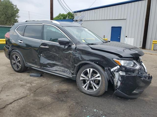 JN8AT2MV4JW311866 - 2018 NISSAN ROGUE S BLACK photo 4