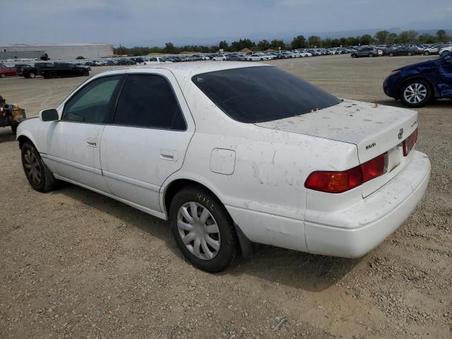 JT2BG22K1Y0483016 - 2000 TOYOTA CAMRY CE თეთრი ფოტო 2