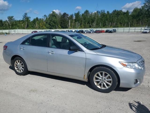 4T1BF3EK2AU102778 - 2010 TOYOTA CAMRY BASE 银色 照片 4