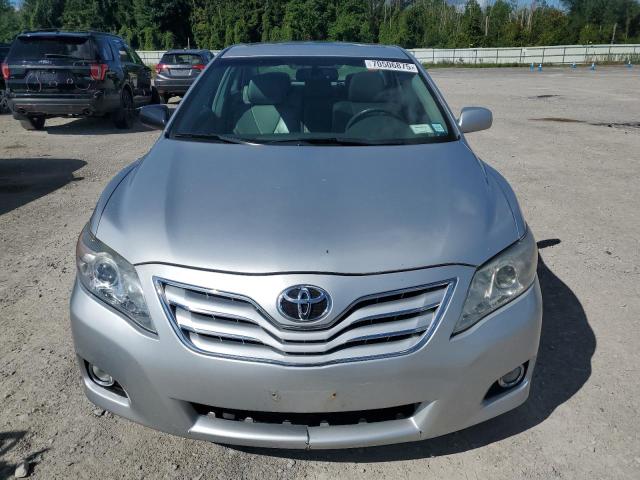 4T1BF3EK2AU102778 - 2010 TOYOTA CAMRY BASE 银色 照片 5