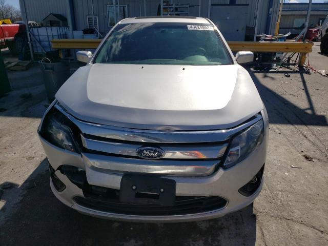 3FAHP0HA9BR114647 - 2011 FORD FUSION SE SILVER photo 5