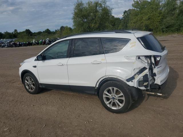 1FMCU0GD8HUB77356 - 2017 FORD ESCAPE SE WHITE photo 2