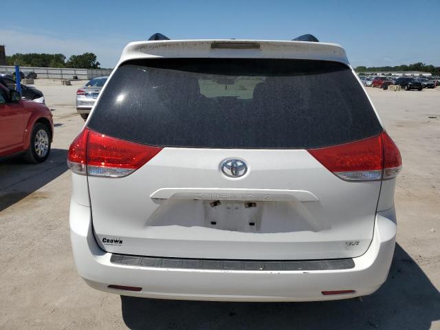 5TDYK3DC5DS380068 - 2013 TOYOTA SIENNA XLE 白色 照片 6