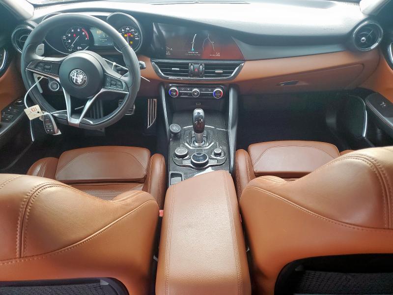 ZARFAECN2J7590745 - 2018 ALFA ROMEO GIULIA TI BLUE photo 8