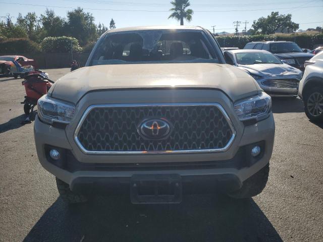3TMDZ5BNXKM060977 - 2019 TOYOTA TACOMA DOUBLE CAB TAN photo 5