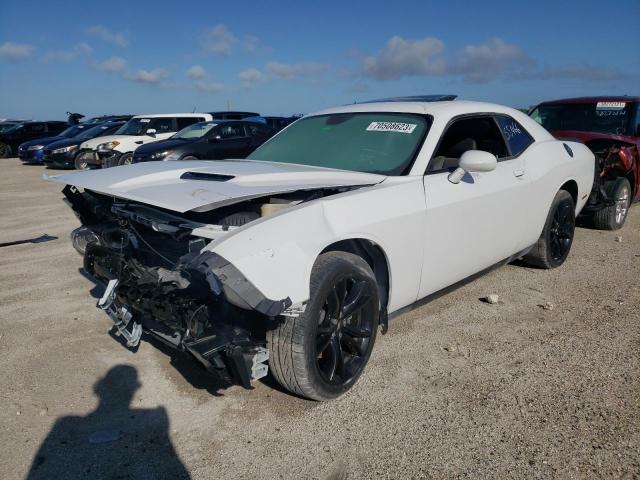 2C3CDZAG7JH142056 - 2018 DODGE CHALLENGER SXT WHITE photo 2