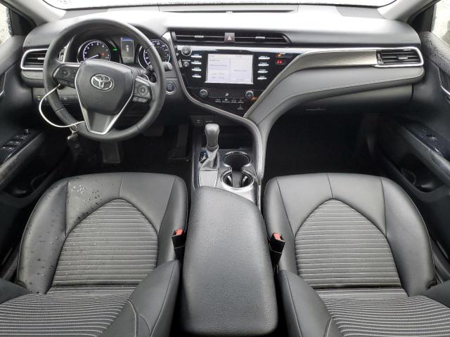 JTNB11HK0J3014008 - 2018 TOYOTA CAMRY L WHITE photo 8