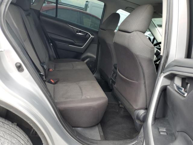 2T3P1RFV7KW035667 - 2019 TOYOTA RAV4 XLE Gümüş foto 11