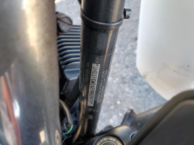 1HD1FCW1X2Y662871 - 2002 HARLEY-DAVIDSON FLHTCUI WHITE photo 9