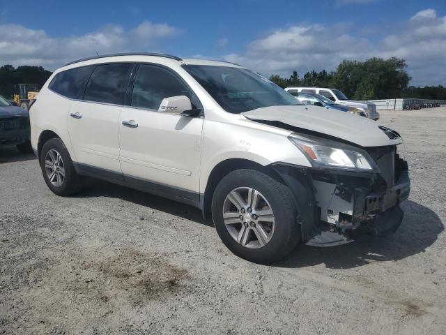 1GNKVHKD8FJ265512 - 2015 CHEVROLET TRAVERSE LT WHITE photo 4