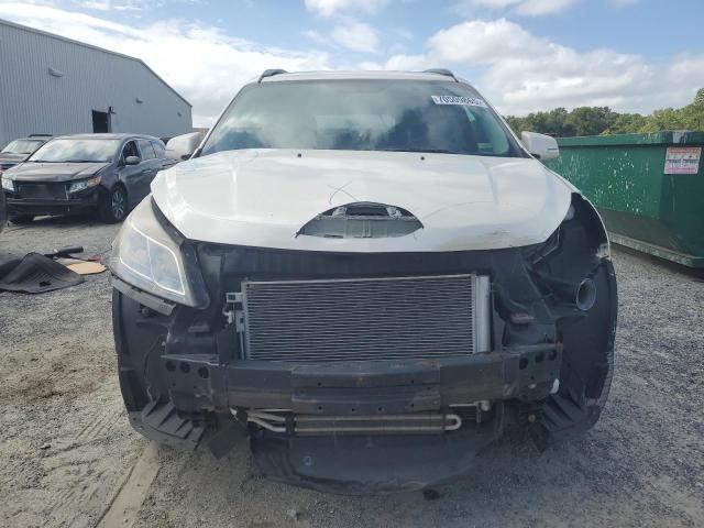 1GNKVHKD8FJ265512 - 2015 CHEVROLET TRAVERSE LT WHITE photo 5