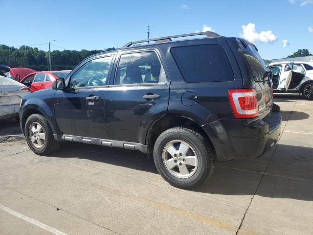 1FMCU0DG5BKB75145 - 2011 FORD ESCAPE XLT შავი ფოტო 2