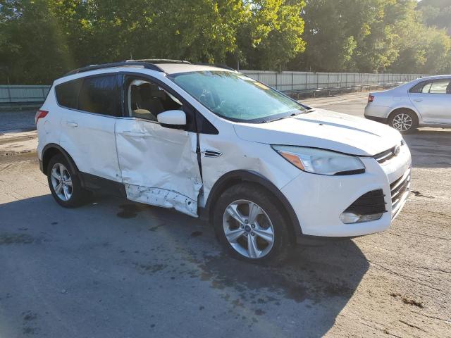 1FMCU9G90DUC73041 - 2013 FORD ESCAPE SE თეთრი ფოტო 4