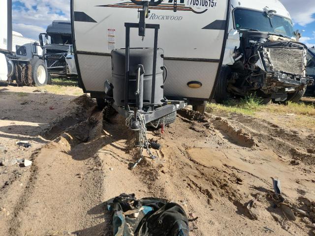 5ZT2RSAC4J3002075 - 2018 FOREST RIVER ROCKWOOD GEOPRO 12RK TWO TONE photo 8