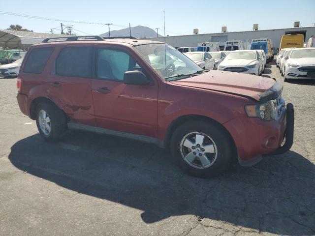 1FMCU0D72BKB84255 - 2011 FORD ESCAPE XLT 红色 照片 4