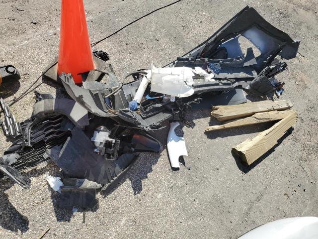 5XYPHDA5XKG592724 - 2019 KIA SORENTO EX Ақ фото 13