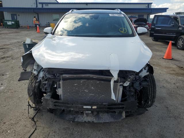 5XYPHDA5XKG592724 - 2019 KIA SORENTO EX Ақ фото 5