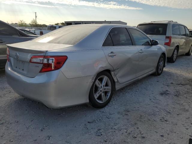 4T1BF1FK6DU641024 - 2013 TOYOTA CAMRY L SILVER photo 3