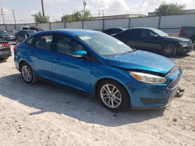 1FADP3F24GL257524 - 2016 FORD FOCUS SE BLUE photo 4