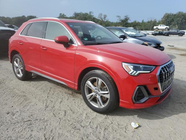 WA1EECF32L1053530 - 2020 AUDI Q3 PREMIUM PLUS S-LINE RED photo 4