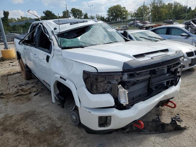 1GT49PEYXPF239190 - 2023 GMC SIERRA K2500 AT4 WHITE photo 4