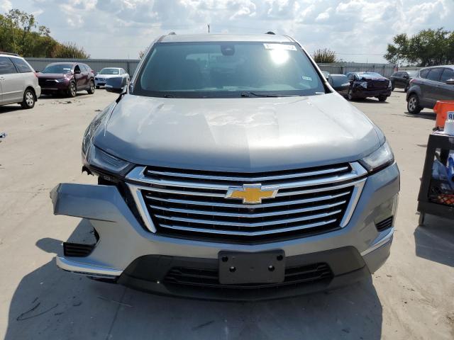 1GNEVKKW3PJ230647 - 2023 CHEVROLET TRAVERSE PREMIER SILVER photo 5