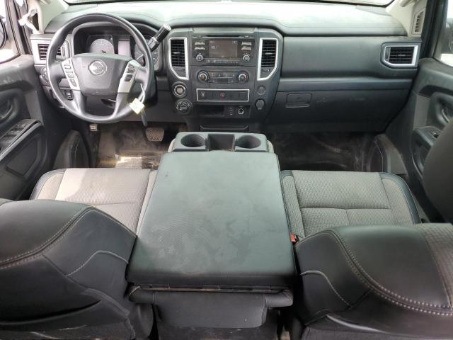 1N6AA1EJ3JN544244 - 2018 NISSAN TITAN S ნაცრისფერი ფოტო 8