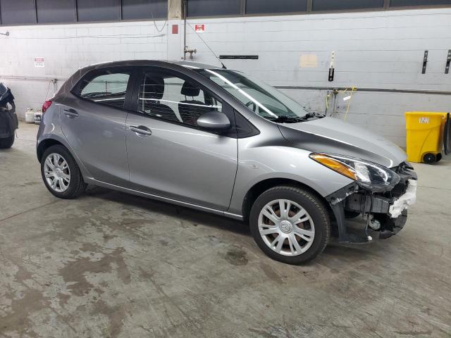 JM1DE1HY2B0103216 - 2011 MAZDA MAZDA2 银色 照片 4