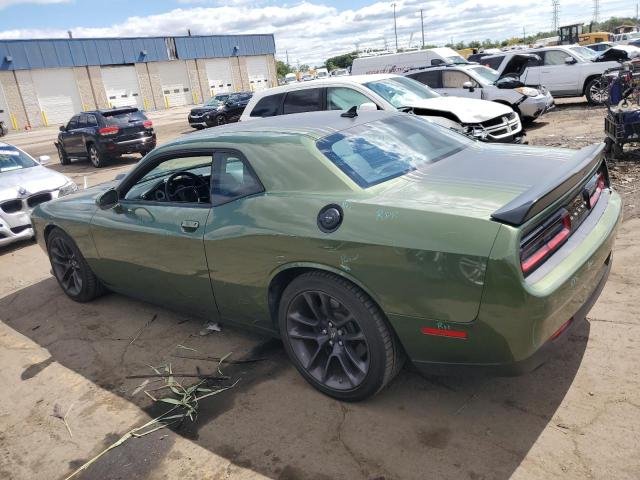 2C3CDZFJ8NH215381 - 2022 DODGE CHALLENGER R/T SCAT PACK GREEN photo 2