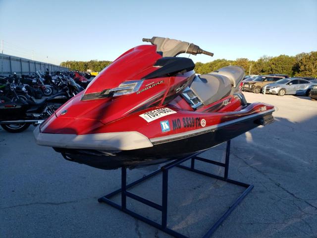 YAMA2826D313 - 2013 YAMAHA WAVERUNNE RED photo 2