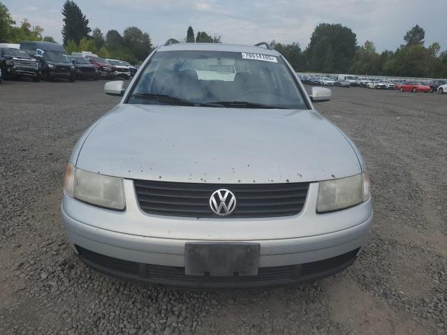 WVWNA23B9YE120891 - 2000 VOLKSWAGEN PASSAT GLS SILVER photo 5