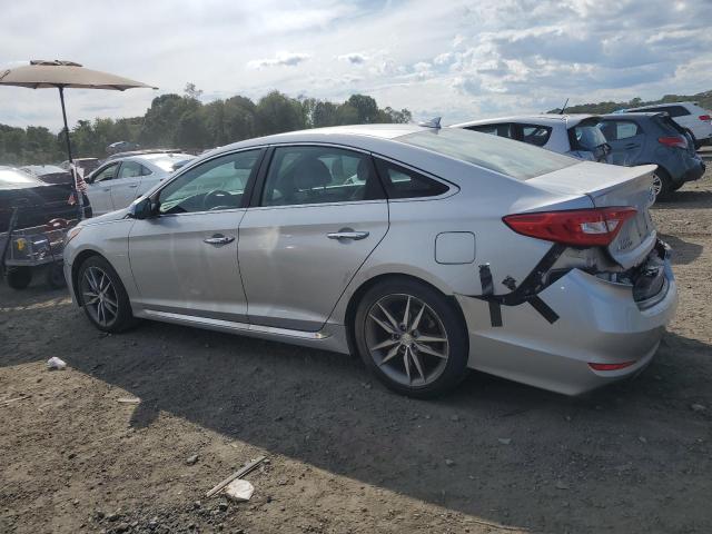 5NPE34AB8FH079546 - 2015 HYUNDAI SONATA SPORT 银色 照片 2