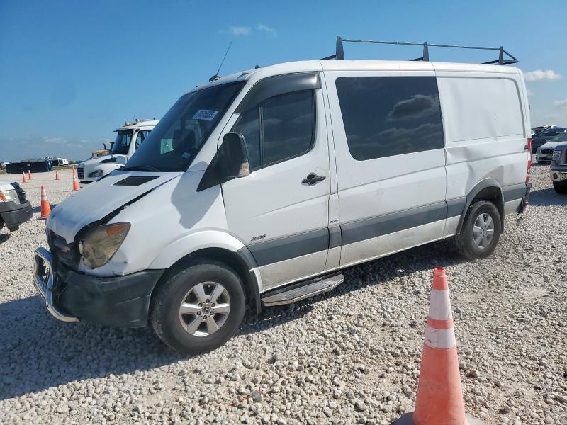 2010 MERCEDES-BENZ SPRINTER 2500, 