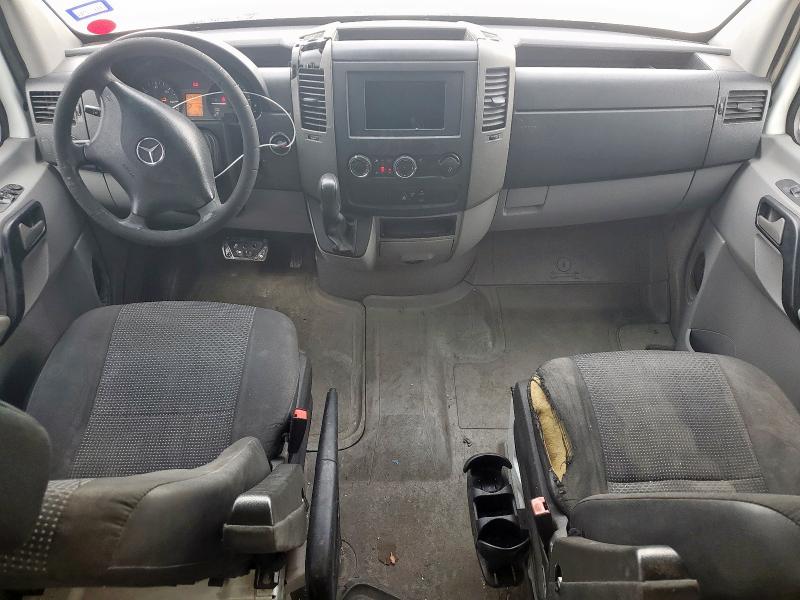 WD4PE7CC6A5497063 - 2010 MERCEDES-BENZ SPRINTER 2500 白色 照片 8