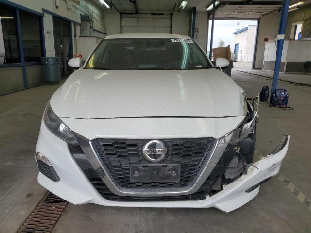 1N4BL4BV3LN316019 - 2020 NISSAN ALTIMA S WHITE photo 5