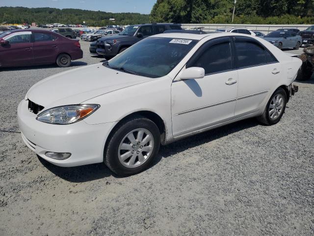 2004 TOYOTA CAMRY LE, 