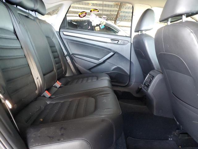1VWCT7A33GC066263 - 2016 VOLKSWAGEN PASSAT SEL BLACK photo 10