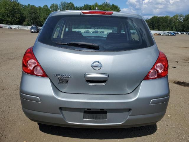 3N1BC1CP8AL416920 - 2010 NISSAN VERSA S GRAY photo 6