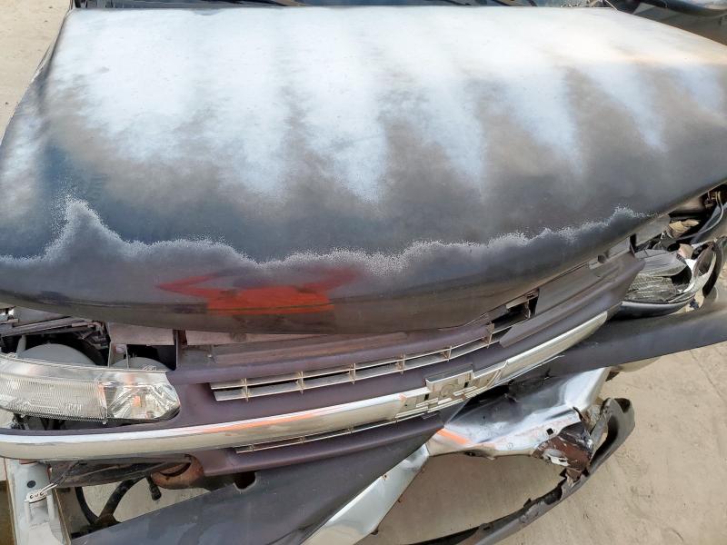 2GCEC19T721177524 - 2002 CHEVROLET SILVERADO C1500 黑色 照片 11