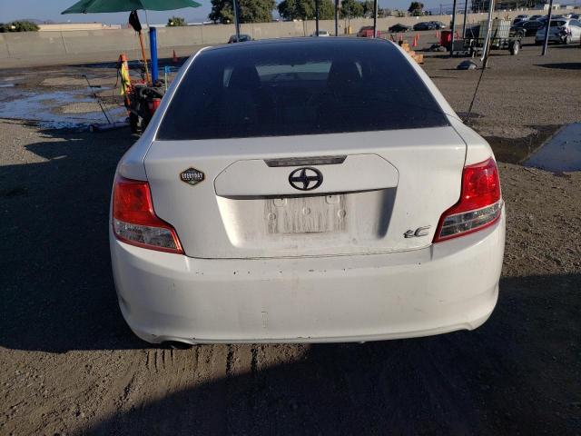 JTKJF5C79D3057576 - 2013 TOYOTA SCION TC 白色 照片 6