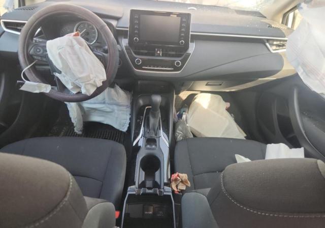 JTDHPRAE1LJ030748 - 2020 TOYOTA COROLLA LE WHITE photo 8