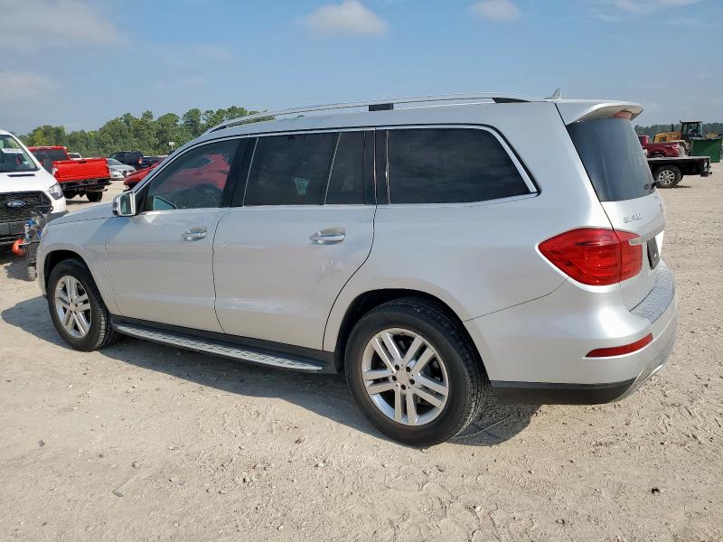 4JGDF6EEXGA670811 - 2016 MERCEDES-BENZ GL 450 4MATIC SILVER photo 2