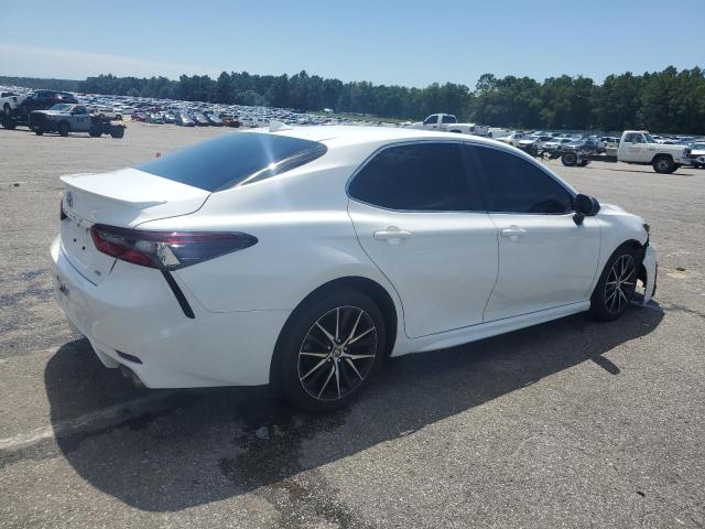 4T1G11AK8PU159655 - 2023 TOYOTA CAMRY SE NIGHT SHADE WHITE photo 3