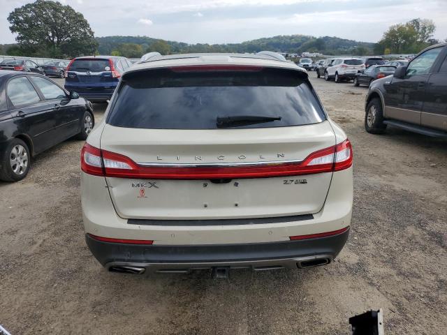 2LMTJ8LP2GBL86947 - 2016 LINCOLN MKX RESERVE Կրեմագույն լուսանկար 6